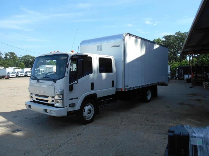 2027 ISUZU NPR HD