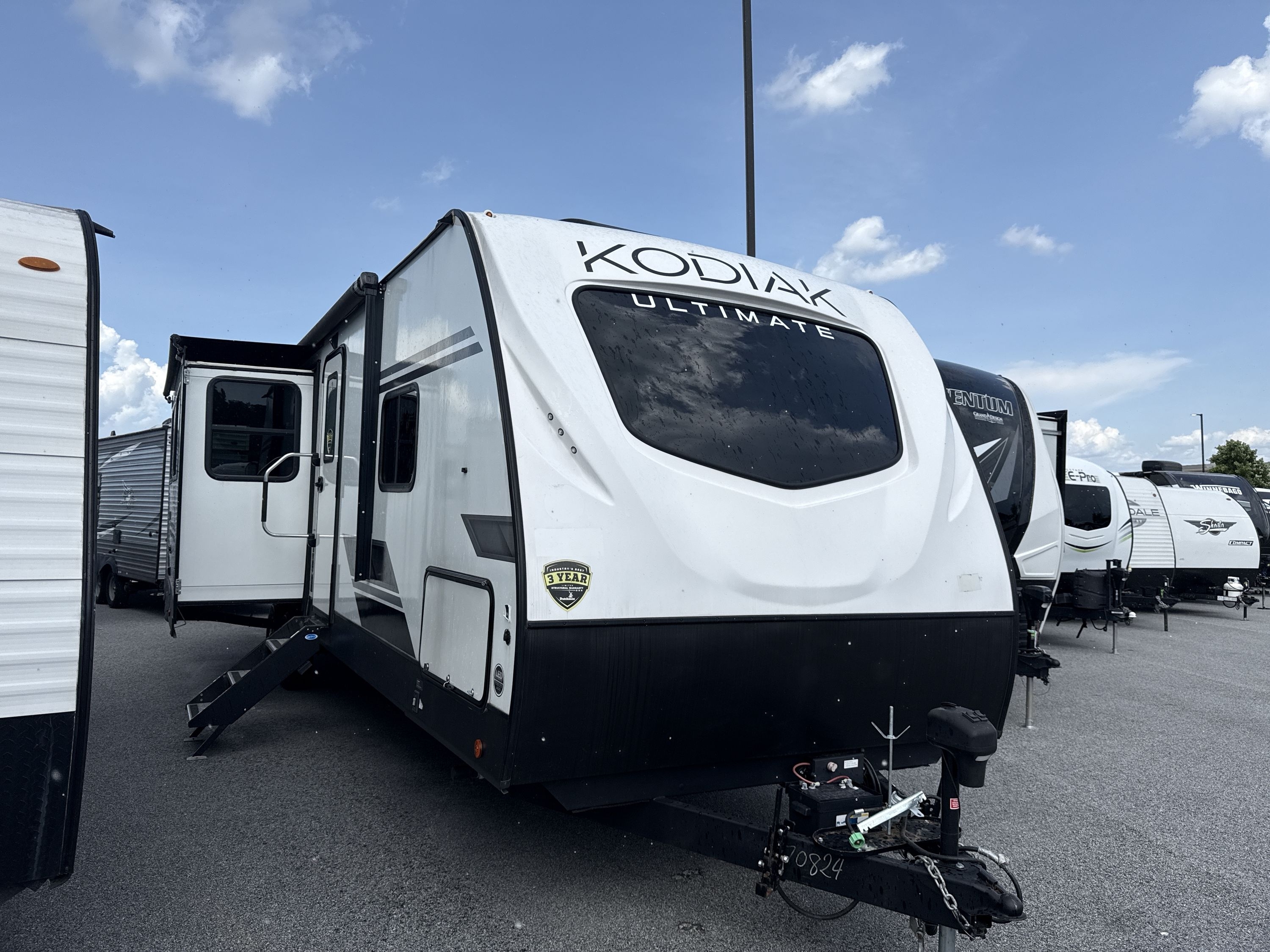 2023 Dutchmen KODIAK ULTIMATE 3301BHSL RV