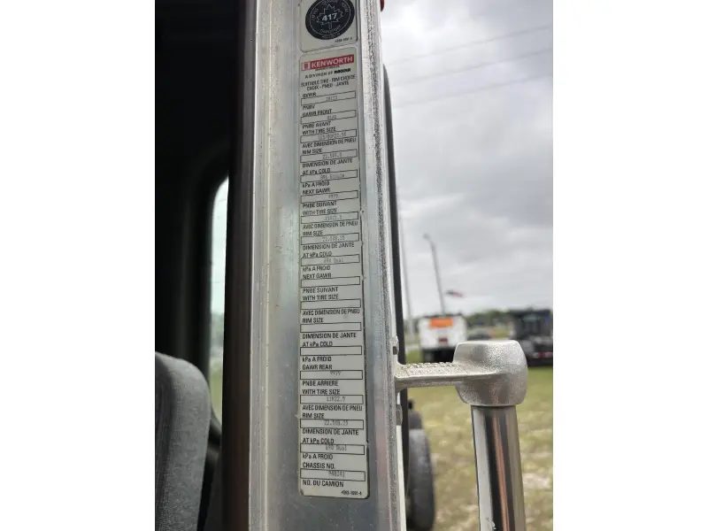 2011 KENWORTH T800