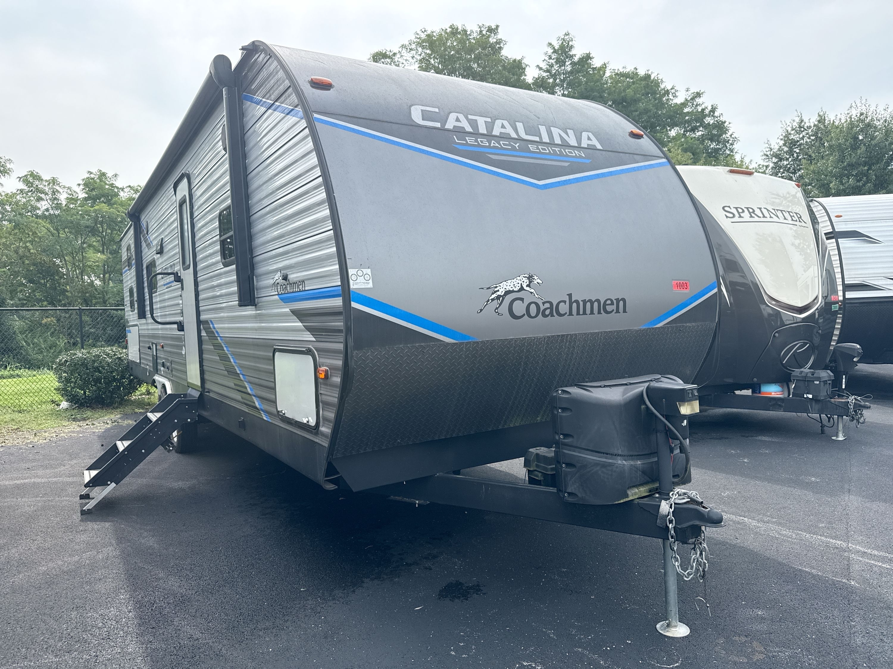 2022 Coachmen CATALINA LEGACY 303QBCK RV