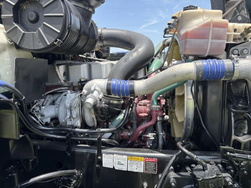 2012 MACK GRANITE GU813