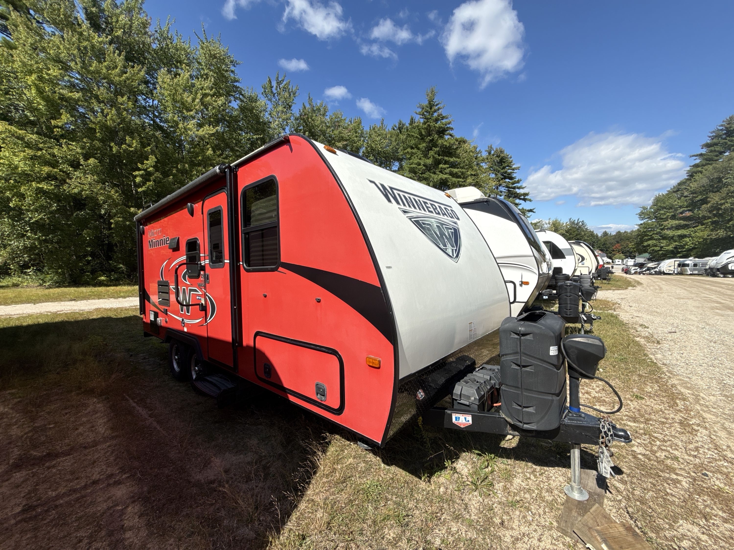 2019 Winnebago MICRO MINNIE 2106DS in center conway NH