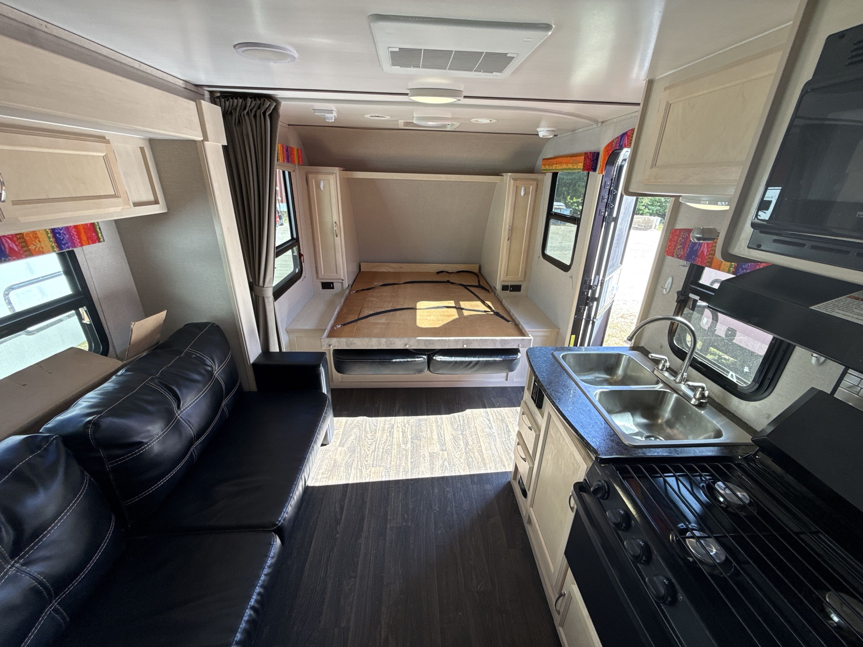 2019 Winnebago MICRO MINNIE 2106DS in center conway NH