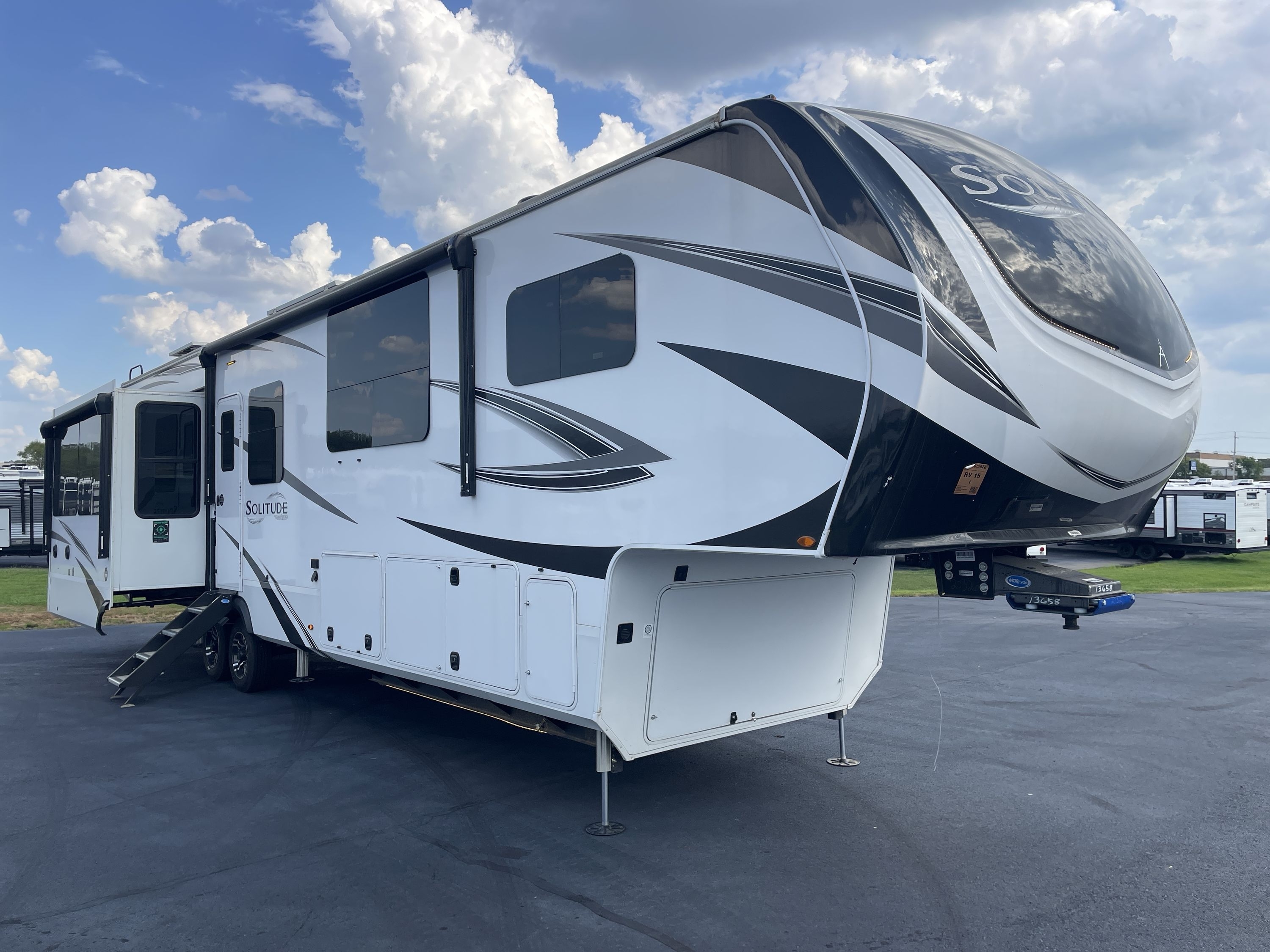 2025 Grand Design SOLITUDE 388MBS in north little rock AR