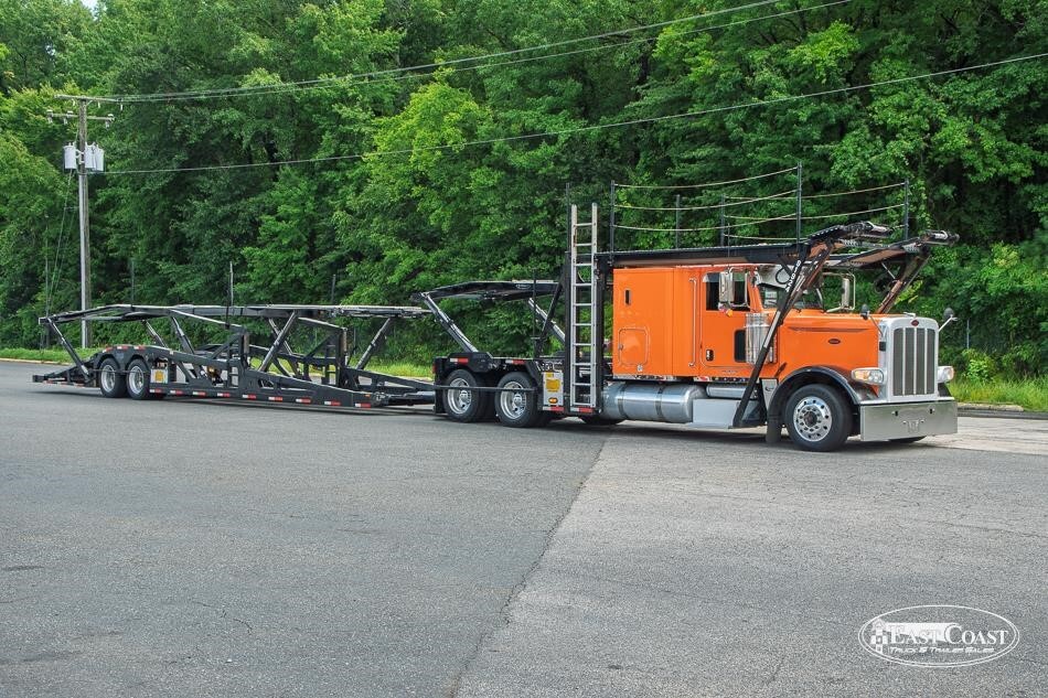 2019 PETERBILT 389 in Portsmouth, VA