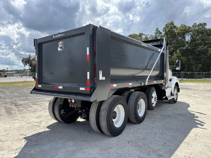 2015 KENWORTH T880