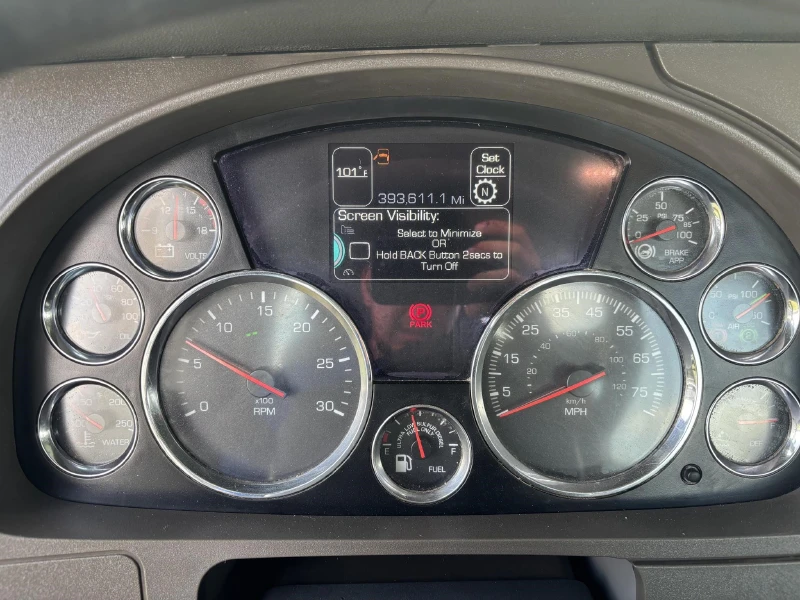 2015 KENWORTH T880