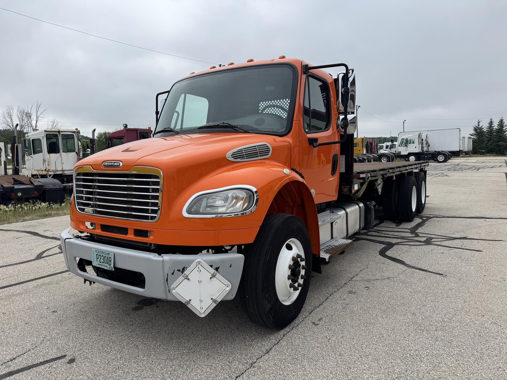 2016 FREIGHTLINER BUSINESS CLASS M2 106 in Germantown, WI