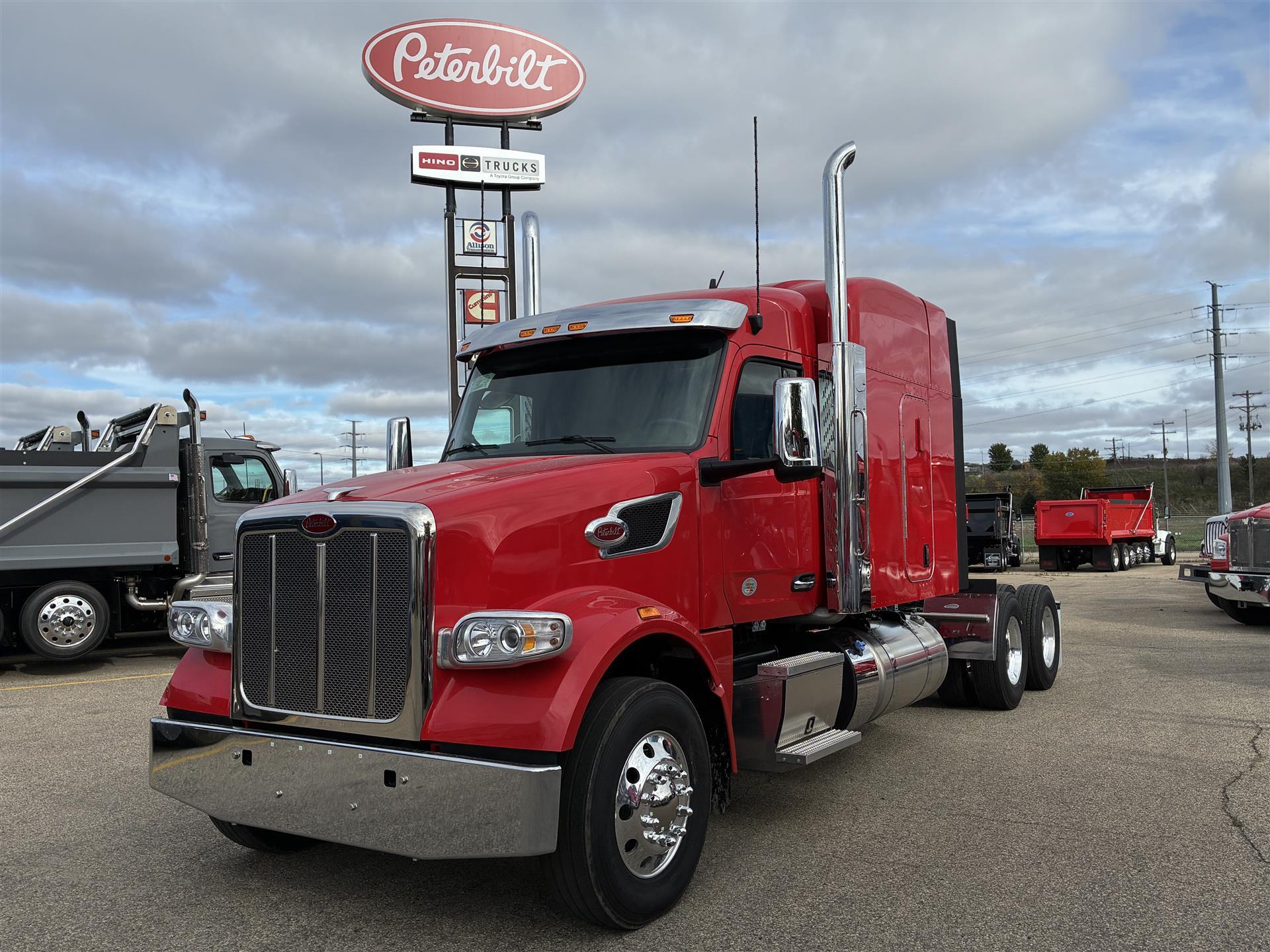 2027 PETERBILT 567 in South Saint Paul, MN