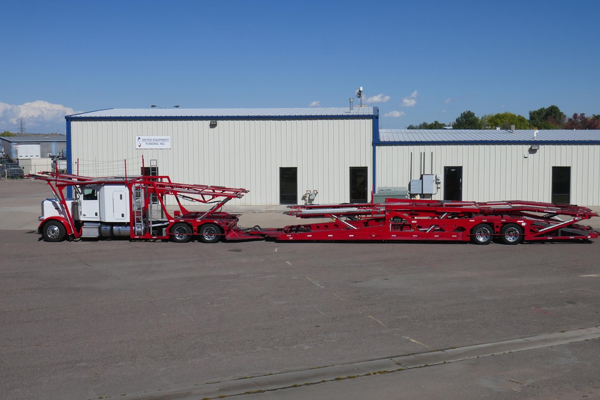 2020 PETERBILT 389 in Henderson, CO