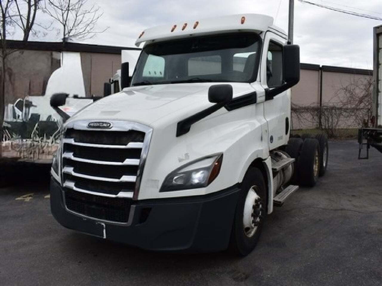 2019 FREIGHTLINER CASCADIA 126 in New Castle, DE