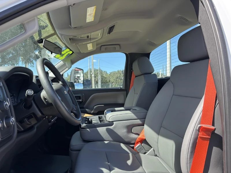 2023 CHEVROLET SILVERADO 5500HD