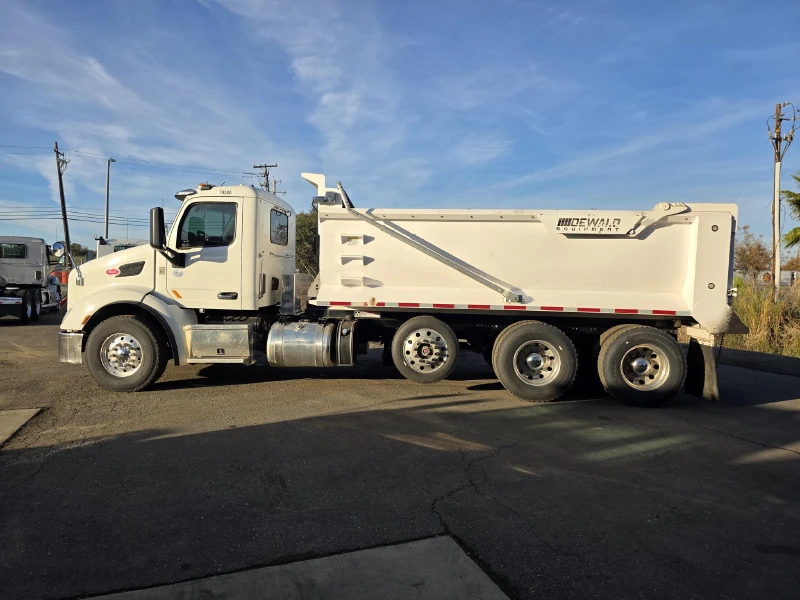 2018 PETERBILT 579