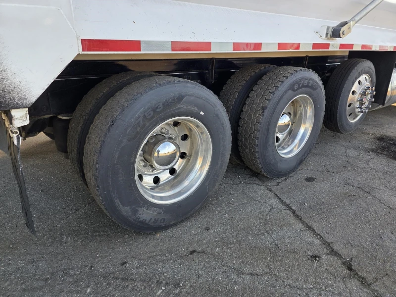 2018 PETERBILT 579
