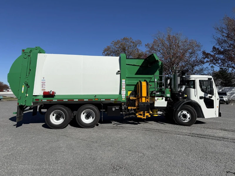 2026 MACK LR64R