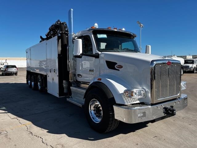 2027 PETERBILT 567 in Phoenix, AZ