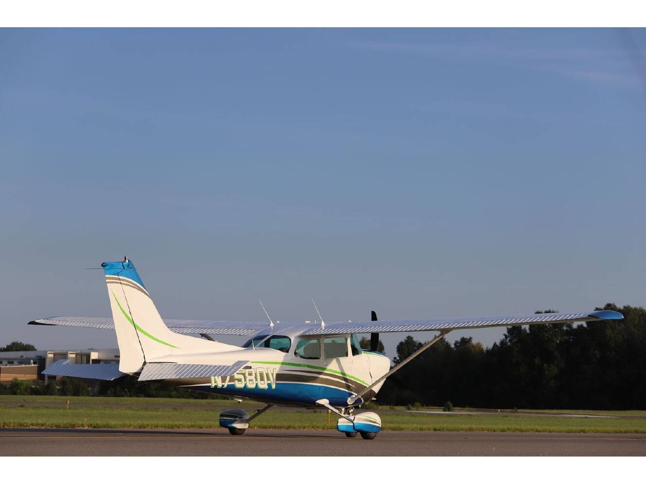 A photo of this 1980 Cessna 172 HAWK XP II