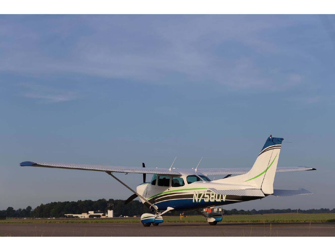 A photo of this 1980 Cessna 172 HAWK XP II