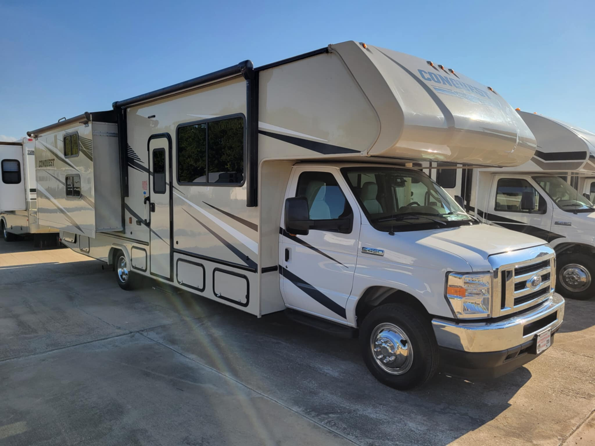 2022 Gulf Stream Conquest Class C 63111 in royse city TX