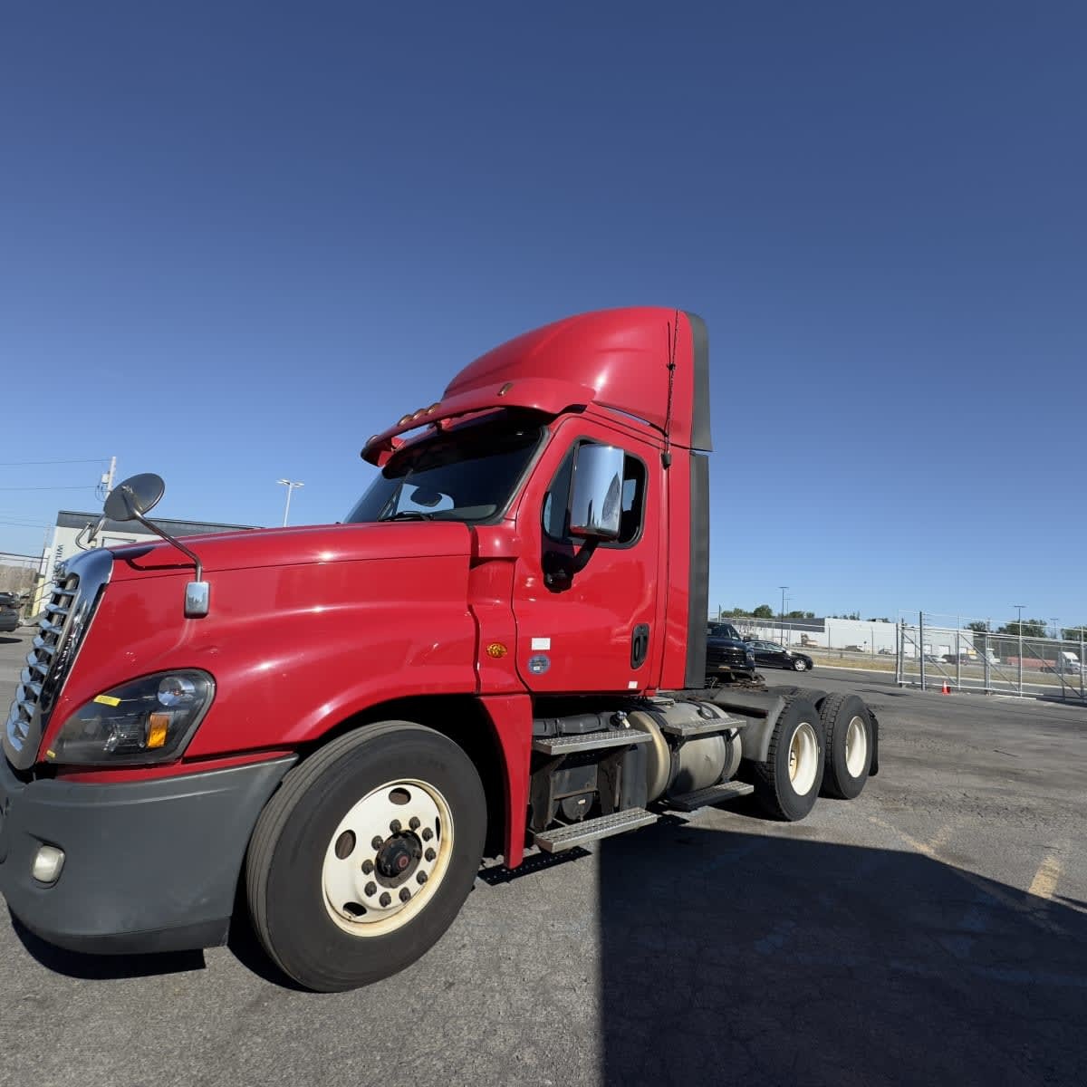2019 FREIGHTLINER CASCADIA 125 in Hampton, VA