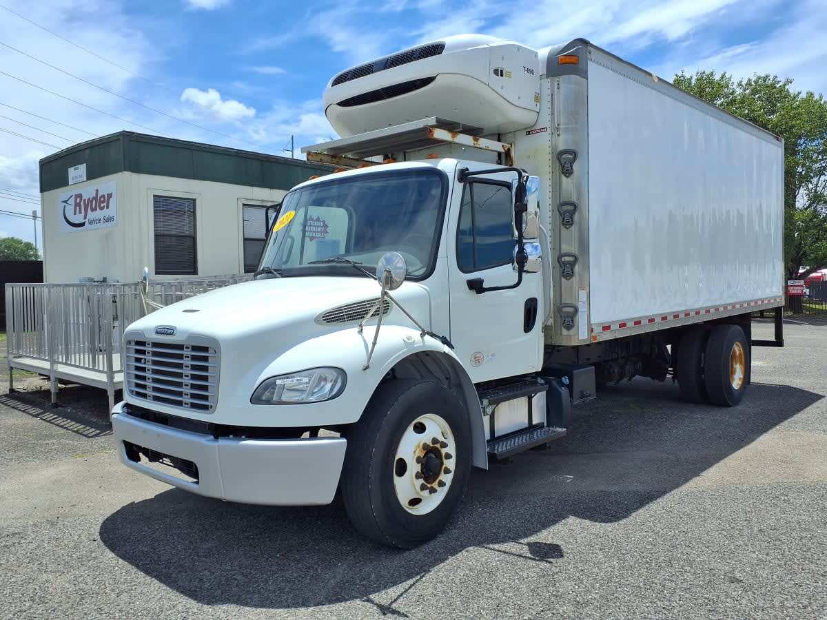 2021 FREIGHTLINER BUSINESS CLASS M2 106 in Knoxville, TN
