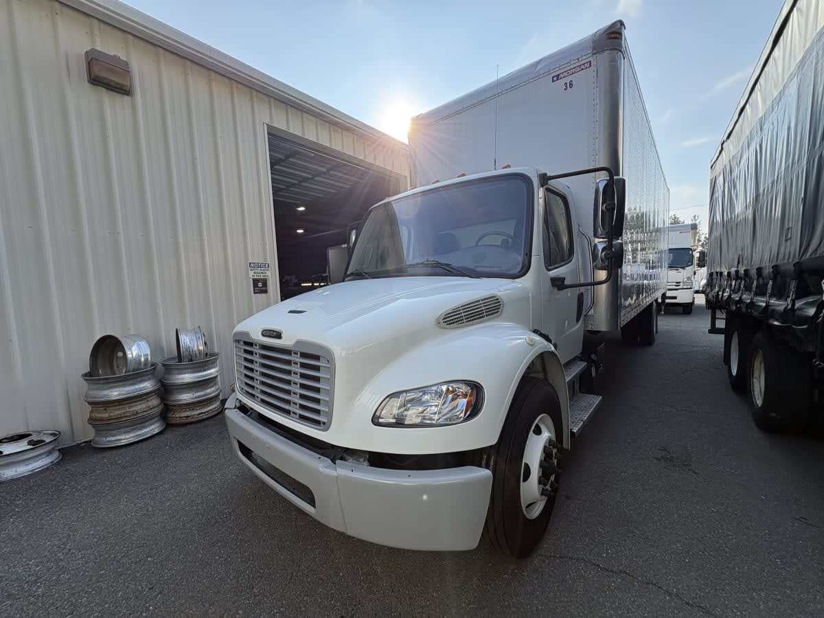 2019 FREIGHTLINER BUSINESS CLASS M2 106 in Richmond, VA