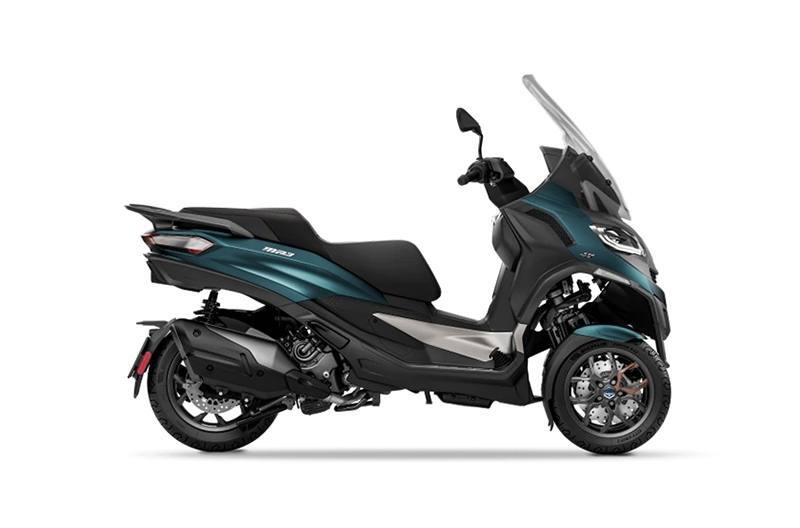 2024 Piaggio MP3 530 EXCLUSIVE 530 HPE EXCLUSIVE in Lakeville, MN