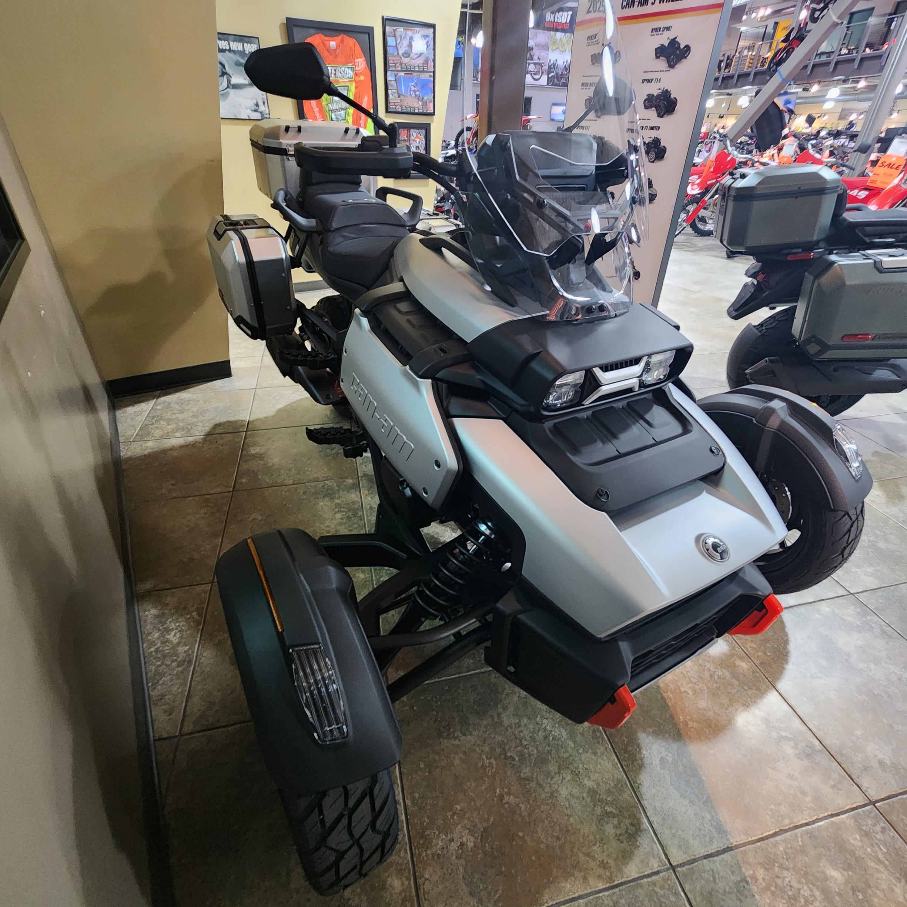 2025 Can-Am Canyon XT XT in Riverside, CA