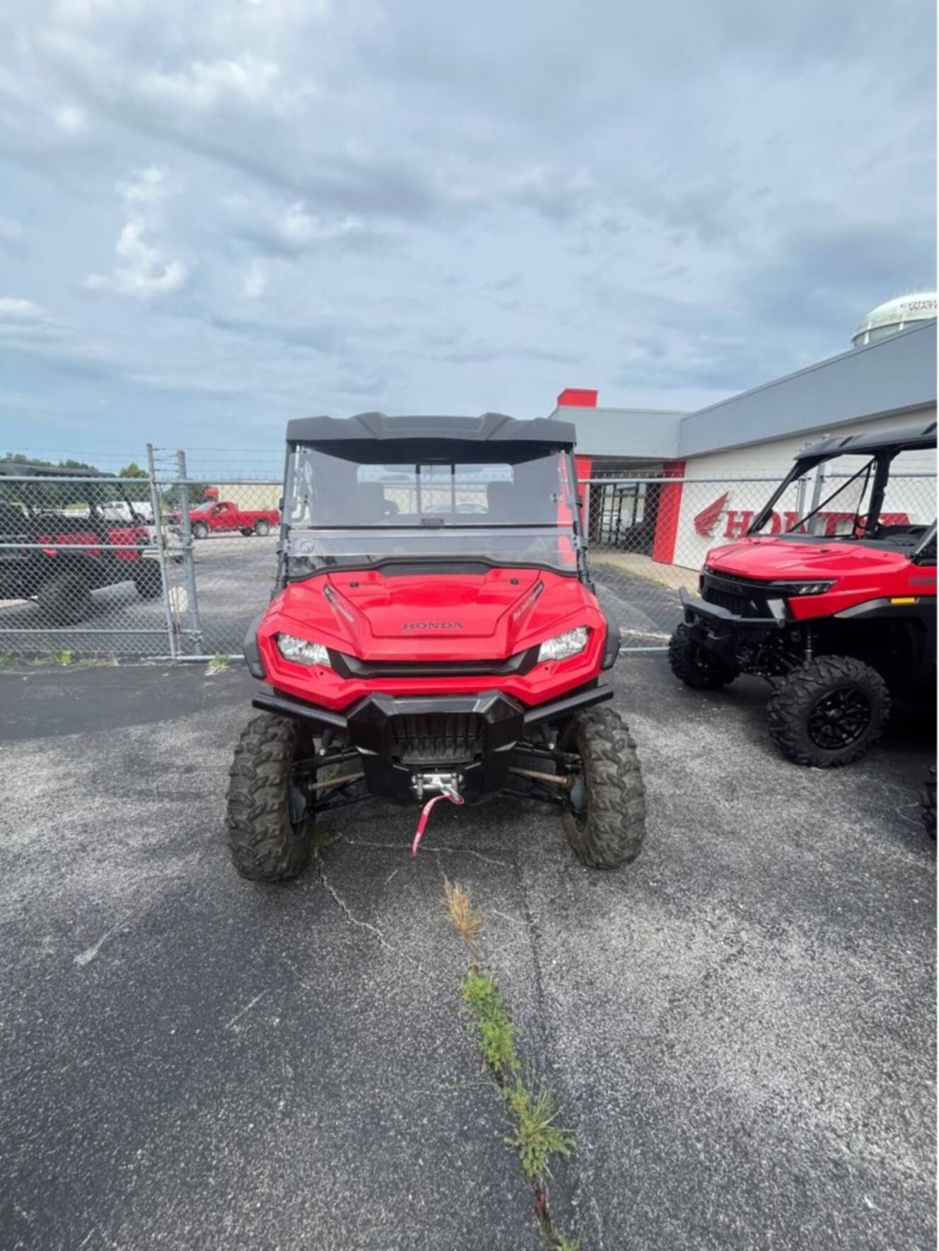 A photo of this 2025 Honda PIONEER 1000