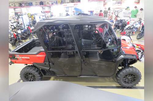 2025 Honda Pioneer 1000-6 Crew Deluxe 1000-6 DELUXE CREW in litchfield IL