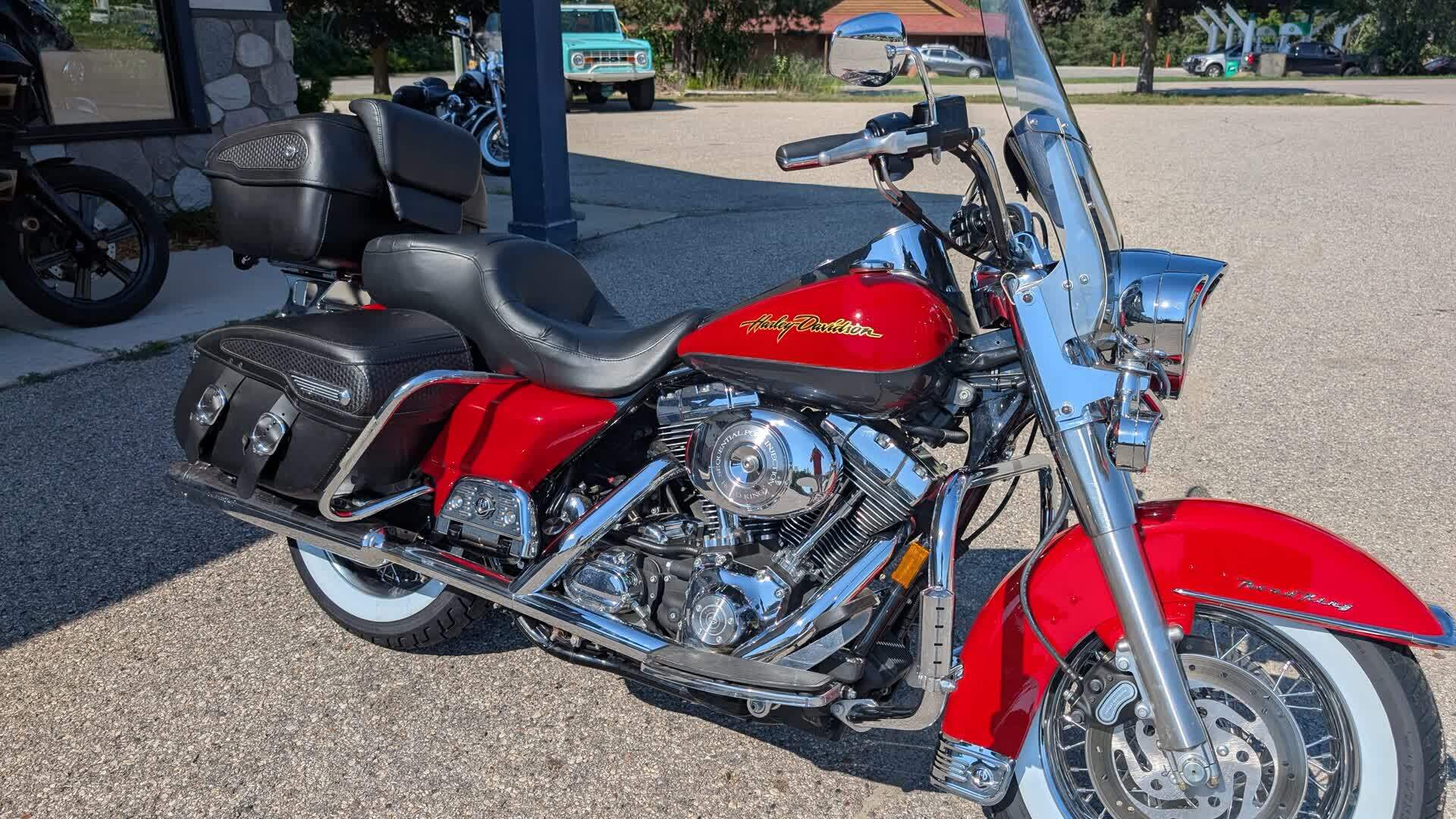 2006 Harley-Davidson Road King Classic CLASSIC in Petoskey, MI