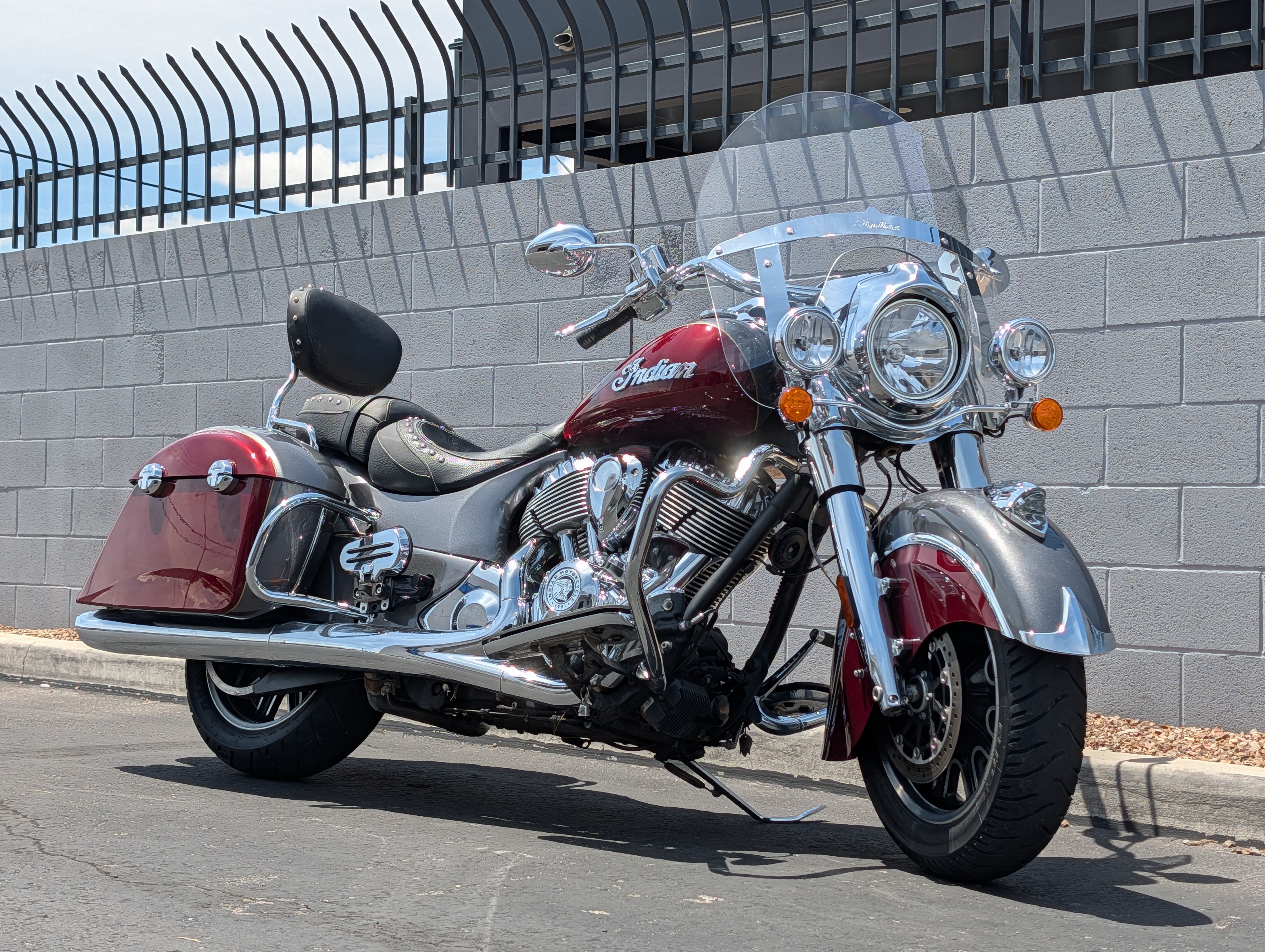 2019 Indian Indian Springfield - Two-Tone Option BASE in Tucson, AZ