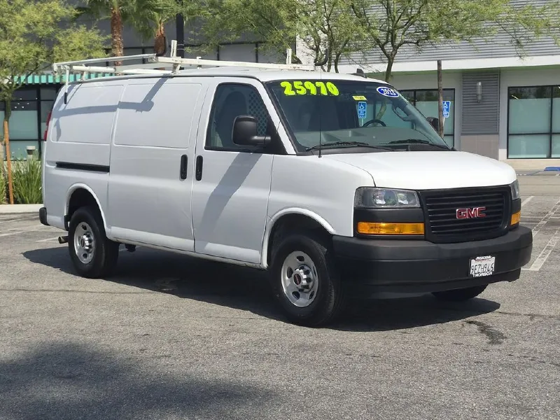 2023 GMC SAVANA