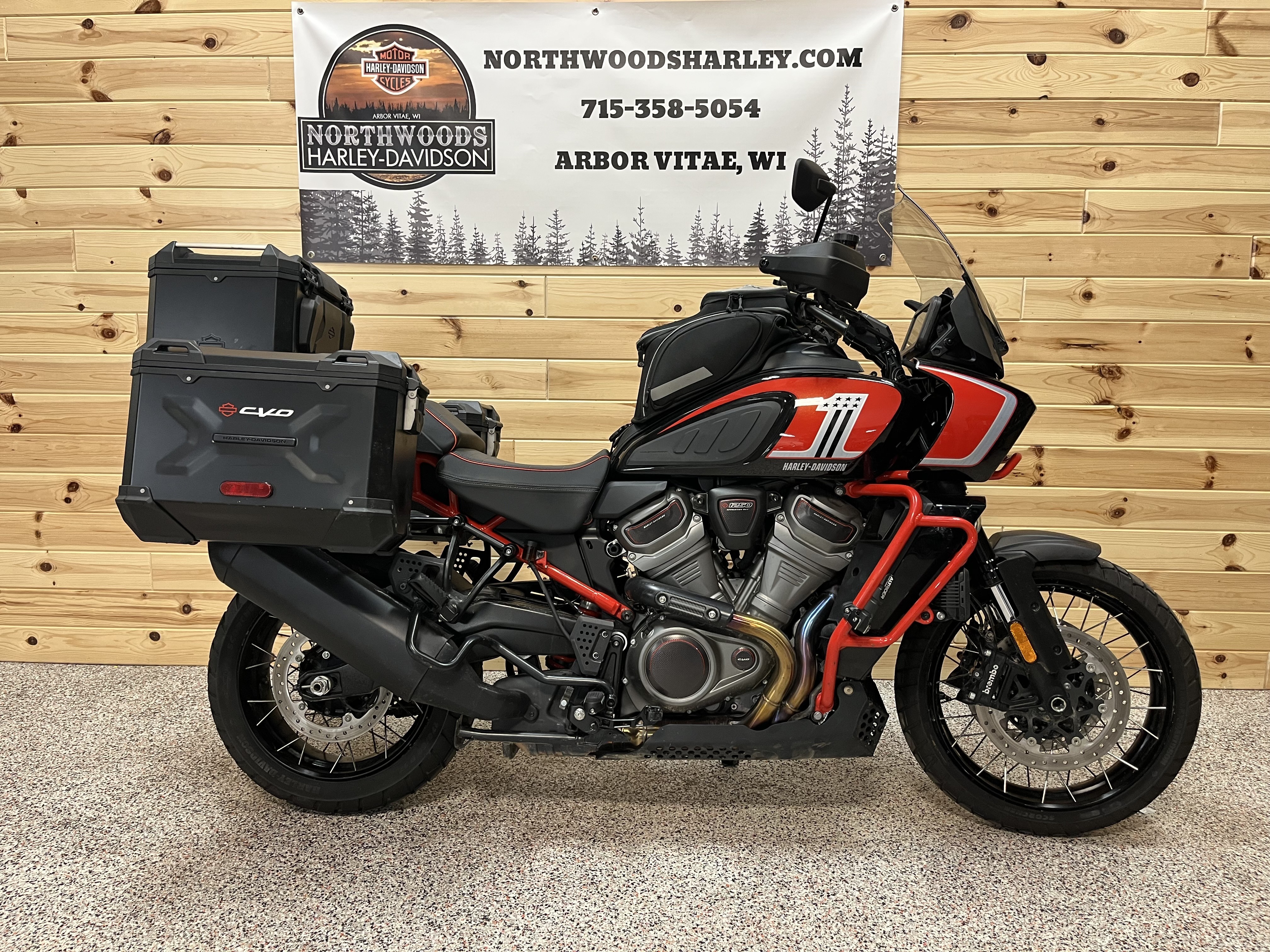 2024 Harley-Davidson CVO™ Pan America® CVO in Woodruff, WI