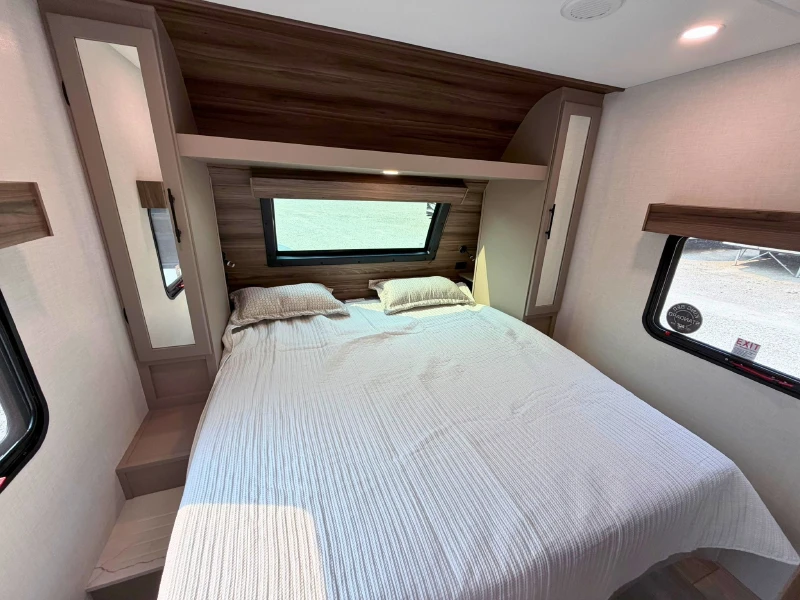 2027 KZ RV Connect C261RB