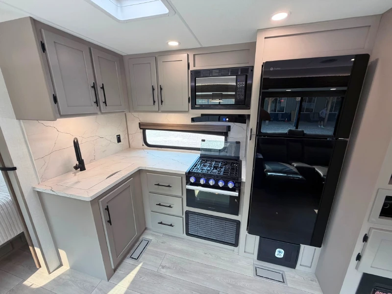 2027 KZ RV Connect C261RB