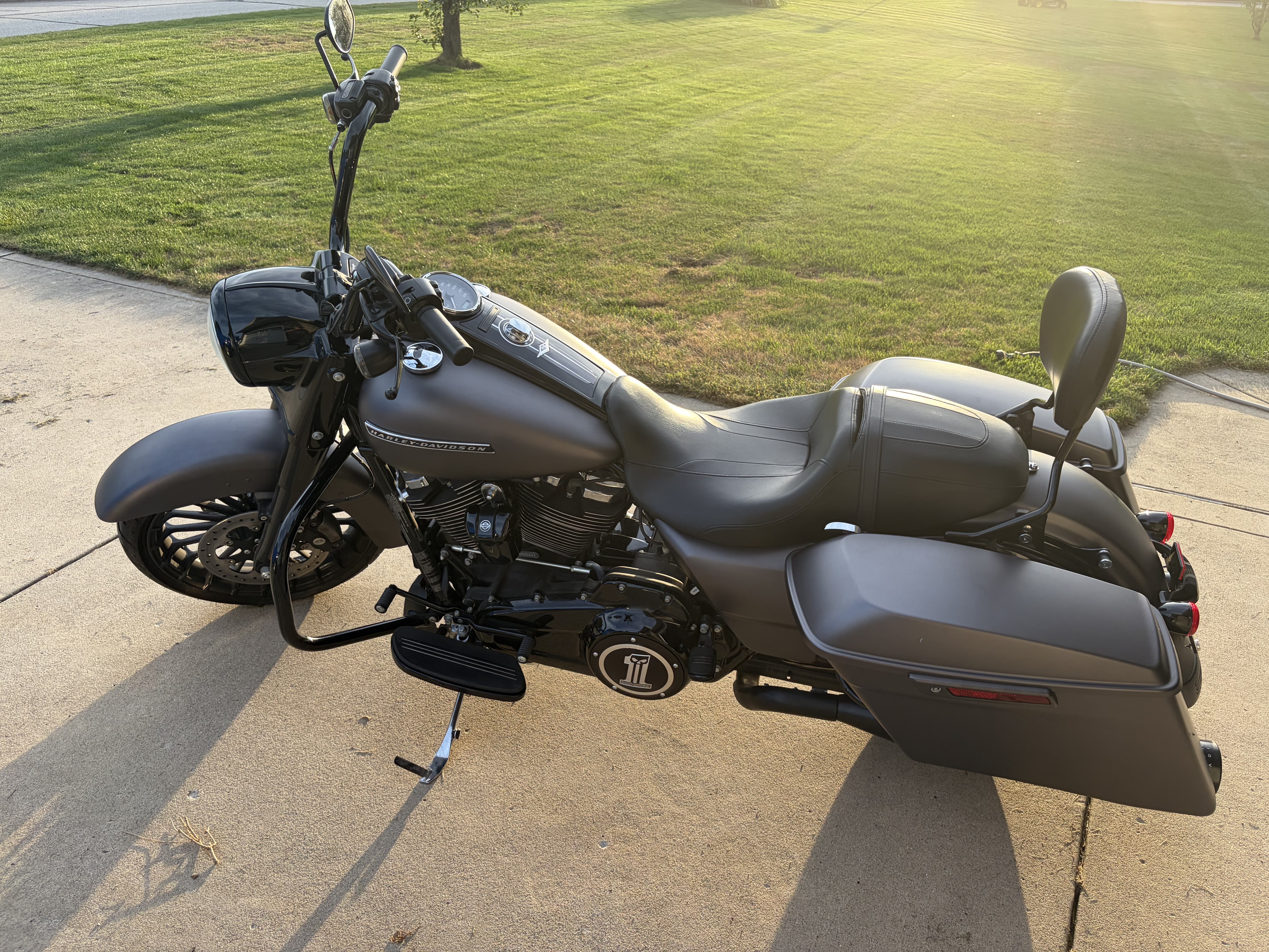 2017 Harley-Davidson FLHRXS BASE BASE in Elkhart, IN
