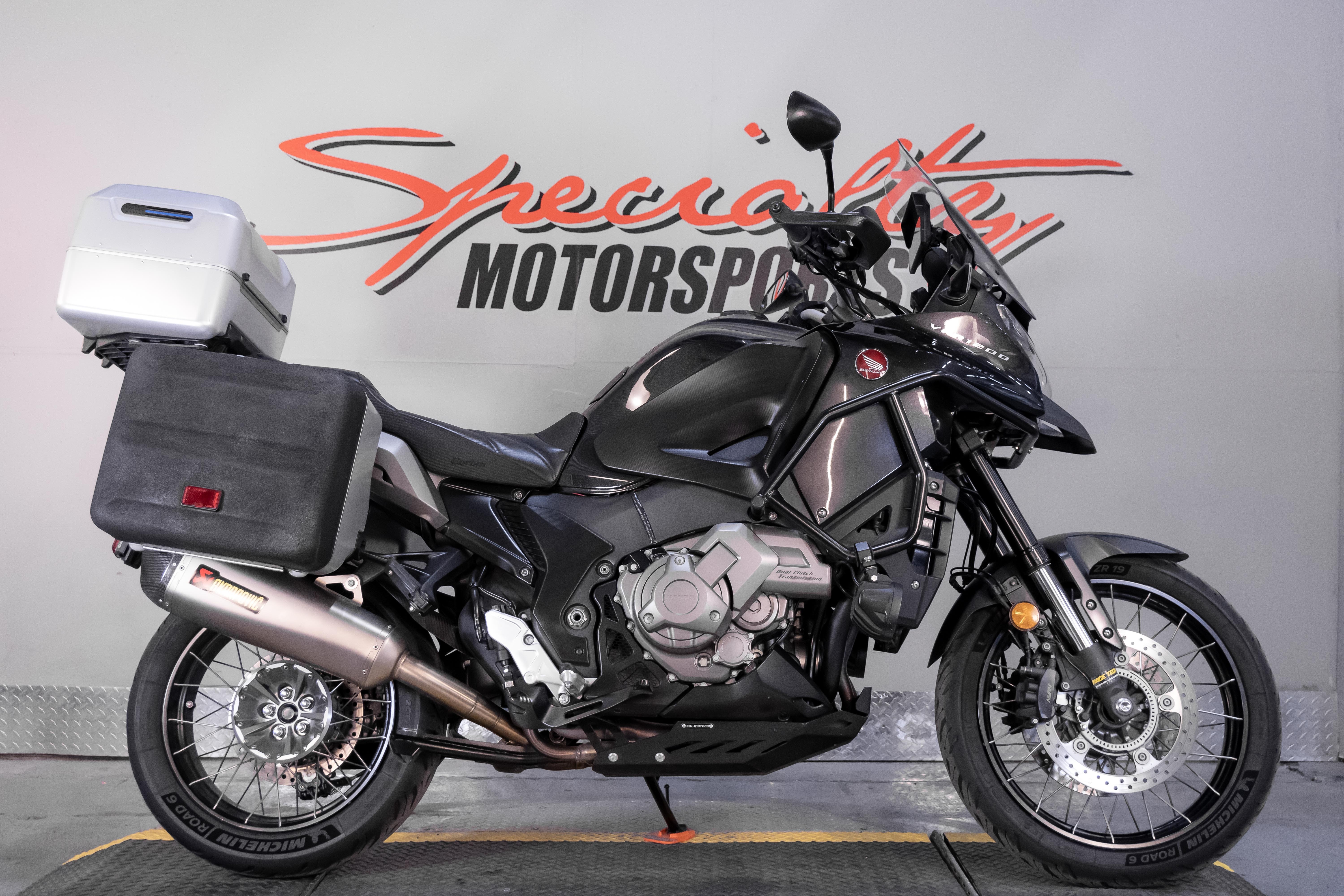 2016 Honda VFR1200X DCT 1200X DCT in Sacramento, CA