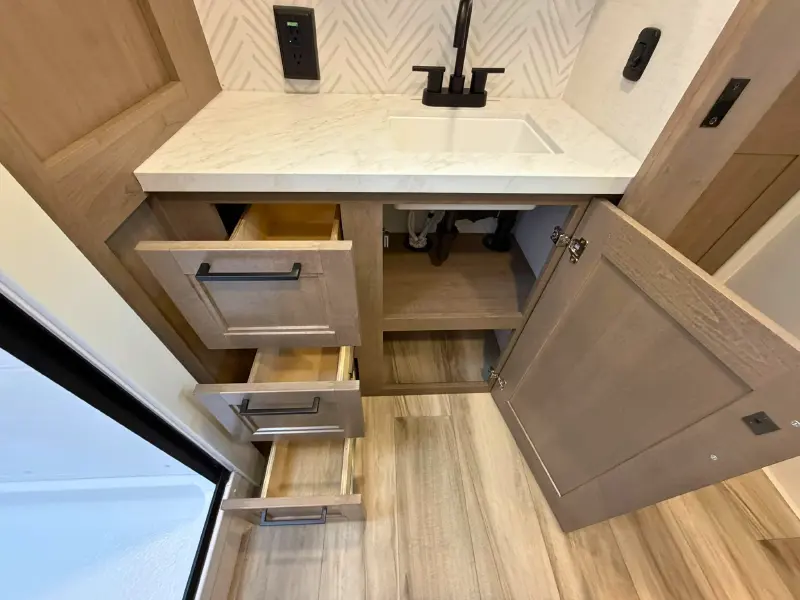 2027 KZ RV Durango HT D232MLD