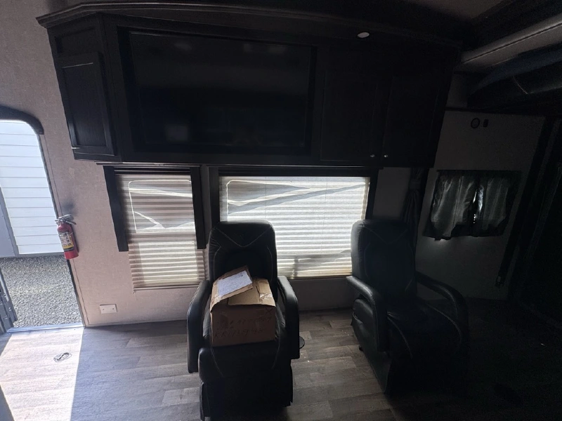 2019 ECLIPSE RECREATIONAL VEHICLES ATTITUDE WIDE LITE 2814SS