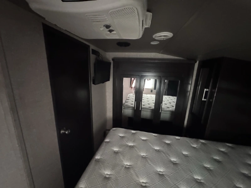 2019 ECLIPSE RECREATIONAL VEHICLES ATTITUDE WIDE LITE 2814SS