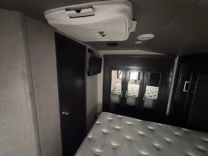 2019 ECLIPSE RECREATIONAL VEHICLES ATTITUDE WIDE LITE 2814SS