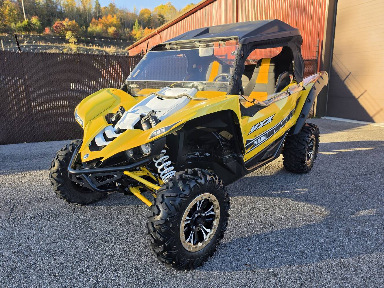 A photo of this 2016 Yamaha YXZ1000R SE