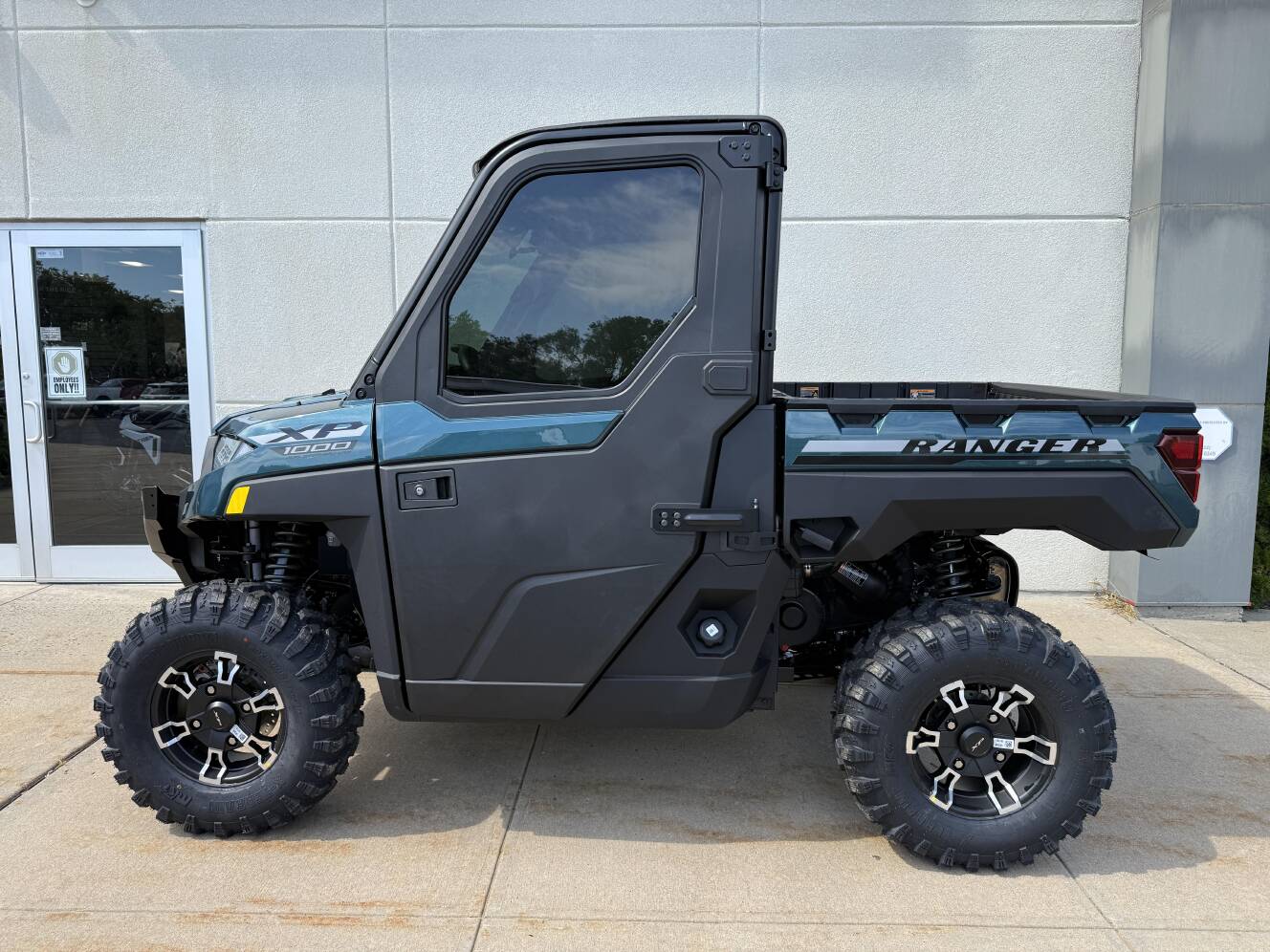 A photo of this 2027 Polaris RANGER XP 1000 NORTHSTAR ULTIMATE