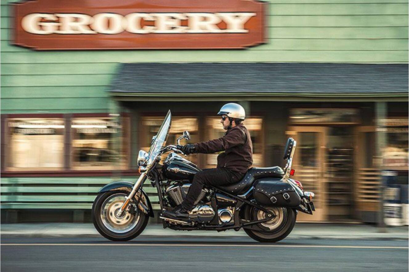 A photo of this 2017 Kawasaki Vulcan 900 Classic LT