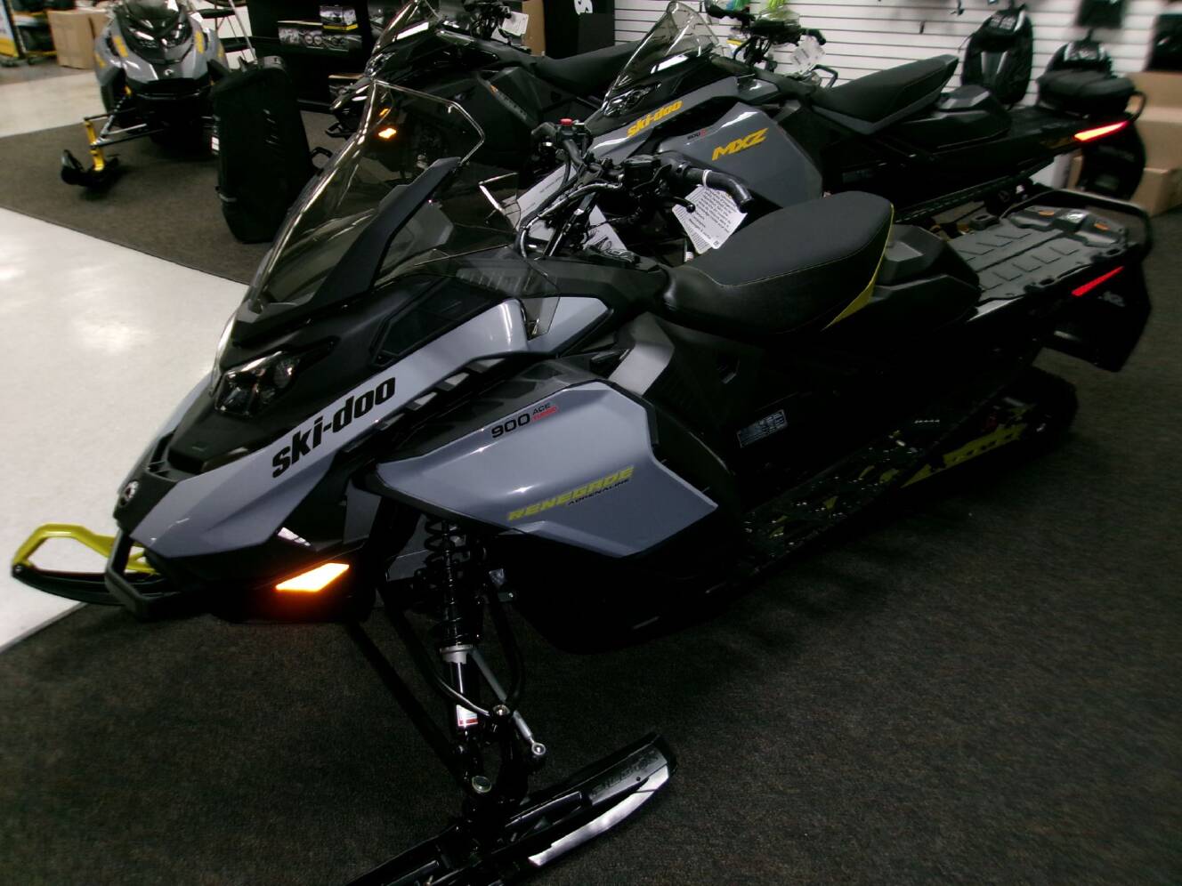 A photo of this 2026 Ski-Doo Renegade Adrenaline 900 ACE Turbo ES Ripsaw 1.25
