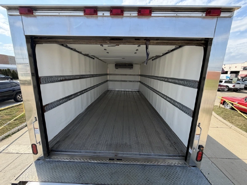 2025 ISUZU FTR
