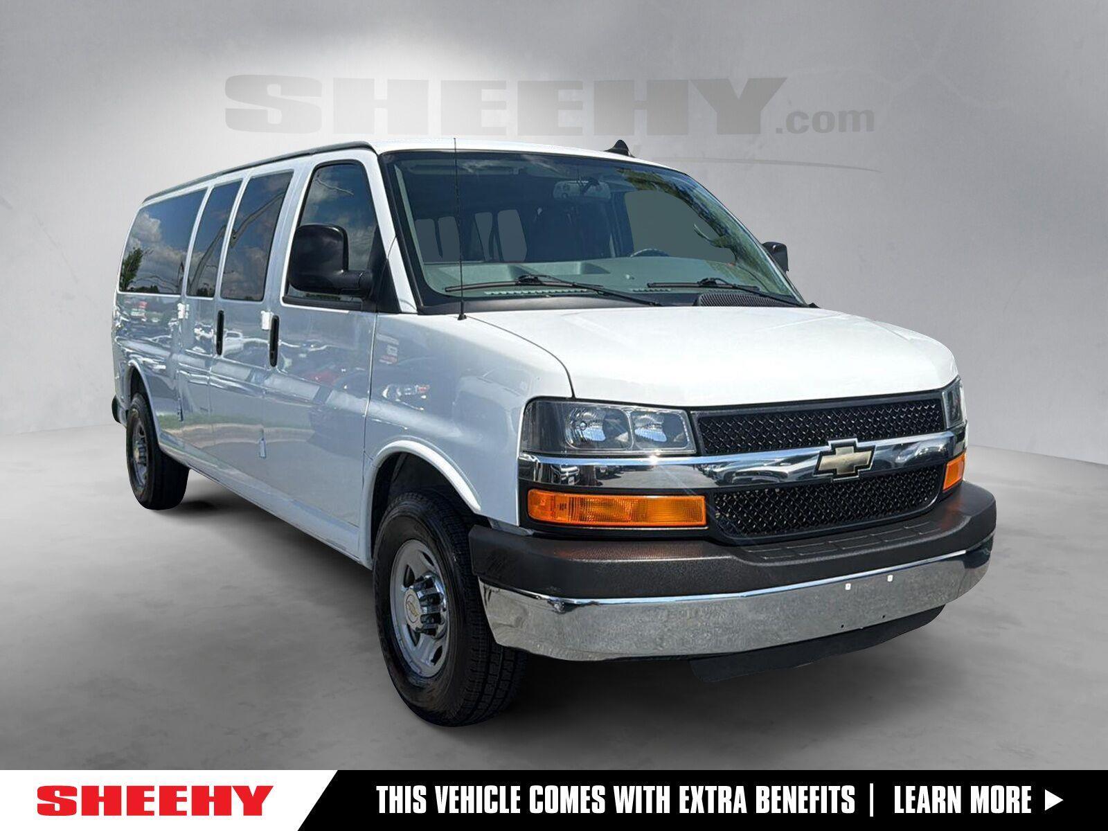 2016 CHEVROLET Express 3500 in Gaithersburg, MD