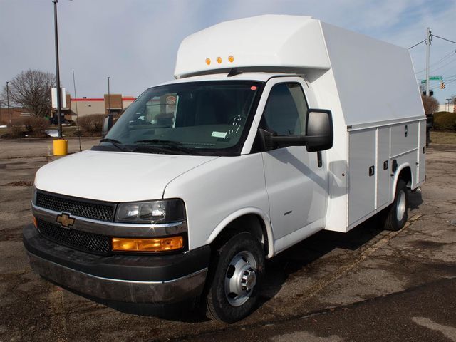 2025 CHEVROLET Express 3500 in Cincinnati, OH