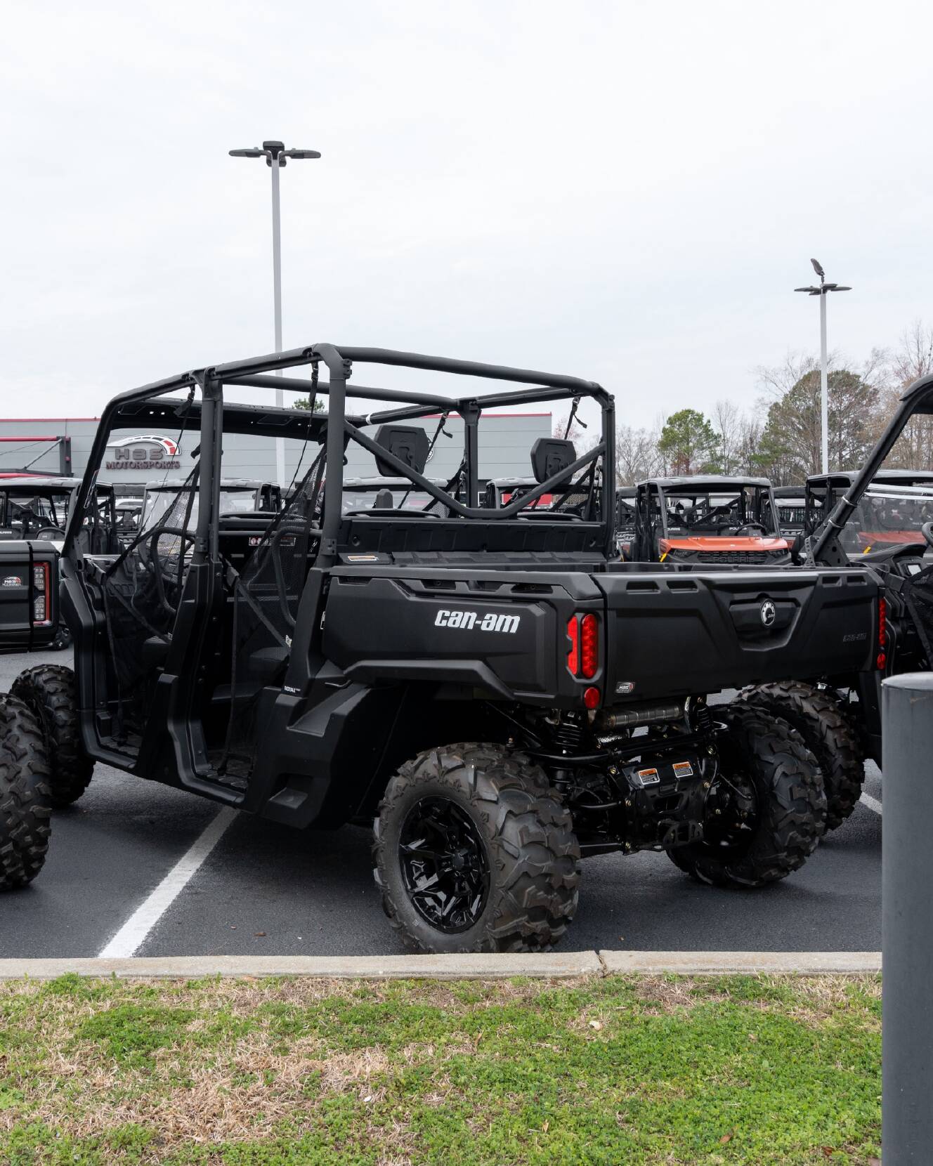 A photo of this 2026 Can-Am Defender MAX DPS HD7